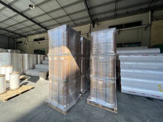 Film di laminazione lucido di durezza morbida con elevata limpidezza e finitura resistente all'umidità