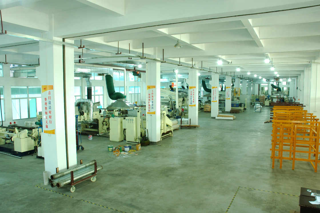 Pellicola di laminazione termica con texture vellutata non riflettente con anima in carta da 1 pollice o 3 pollici per laminazione digitale premium