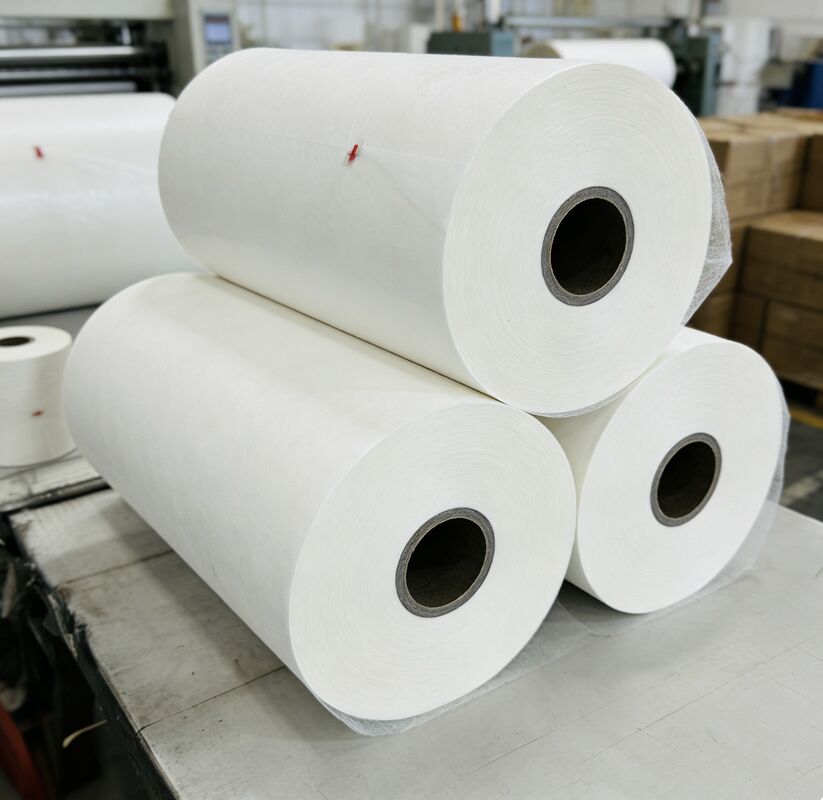 Pellicola di laminazione lucida di durezza morbida con trattamento a doppio lato e opzioni ecologiche per l'imballaggio e la protezione grafica