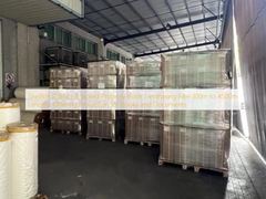 Durata di conservazione: 2 anni se conservato correttamente. Pellicola per plastificazione libri, lunghezze da 100m a 4500m, che offre protezione per libri e documenti.