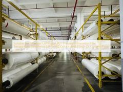 Adatto per laminatore termico, film di laminazione termica PET, resistenza alla temperatura fino a 130 gradi Celsius e anima in carta da 3 pollici o personalizzata